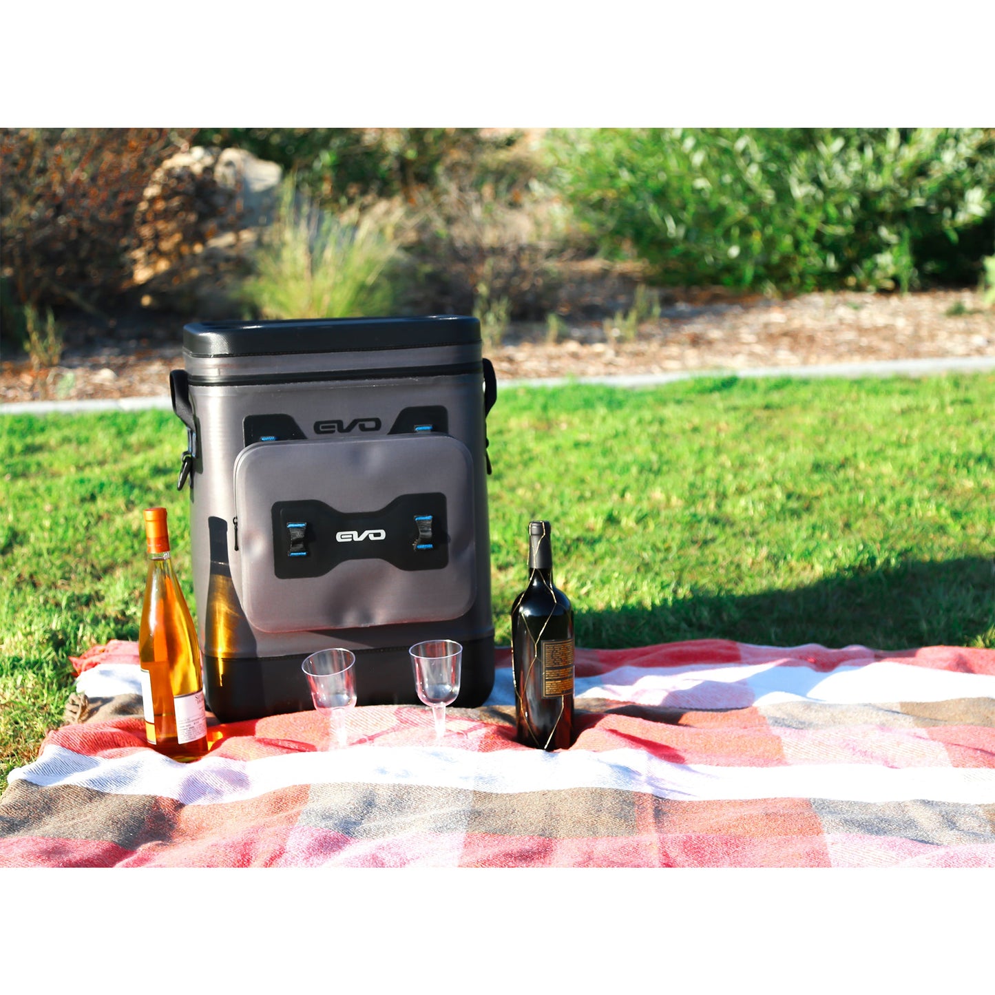EVO Premium Rolling Cooler - 25qt