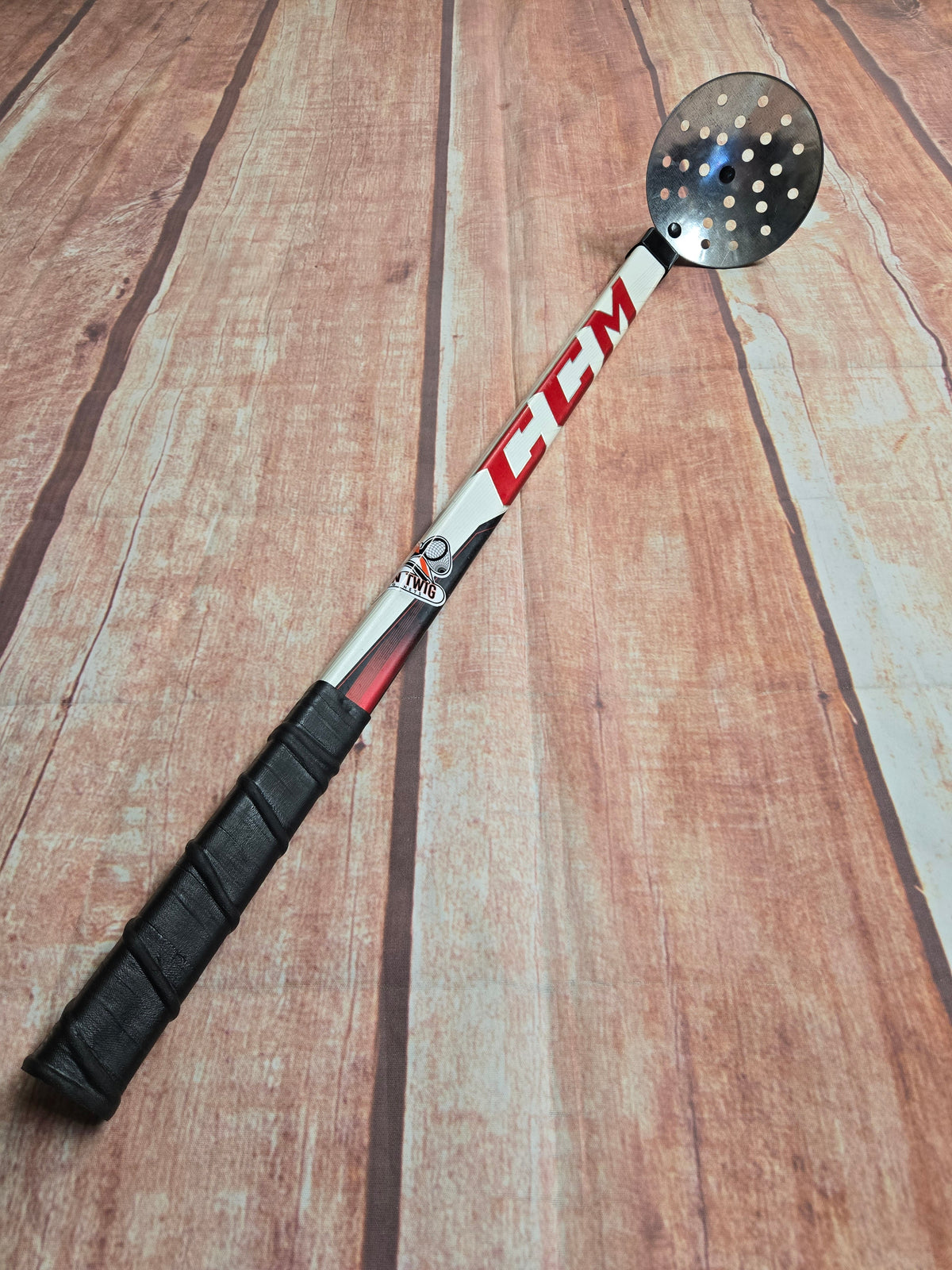 Five-Hole Ice Scoop (long) - CCM Stick
