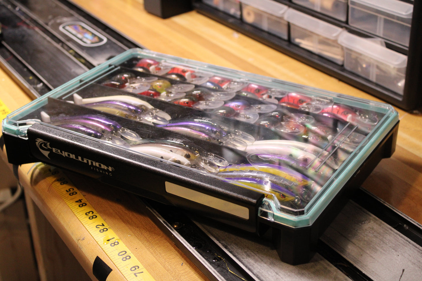 Jerkbait SlotTech BallistiX 3.7 tackle tray