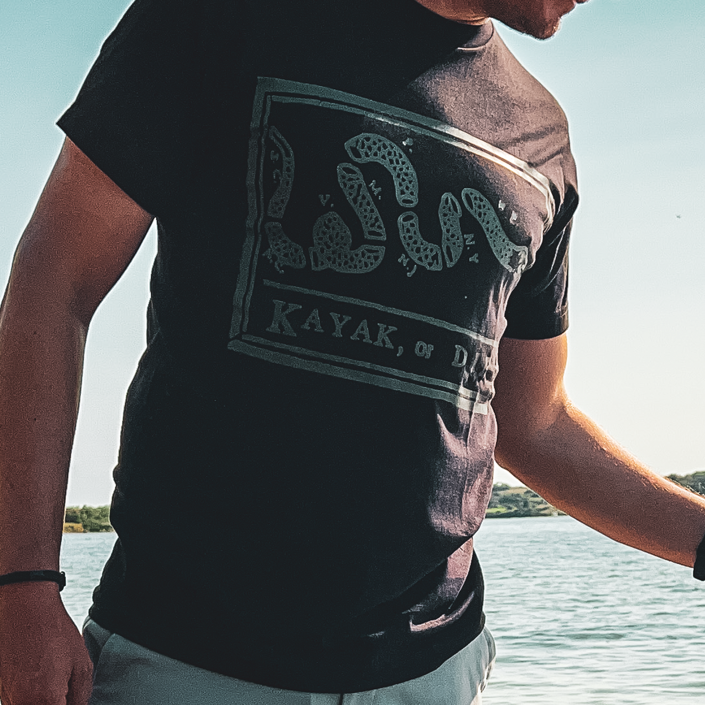K,orD. LARGE LOGO TEE